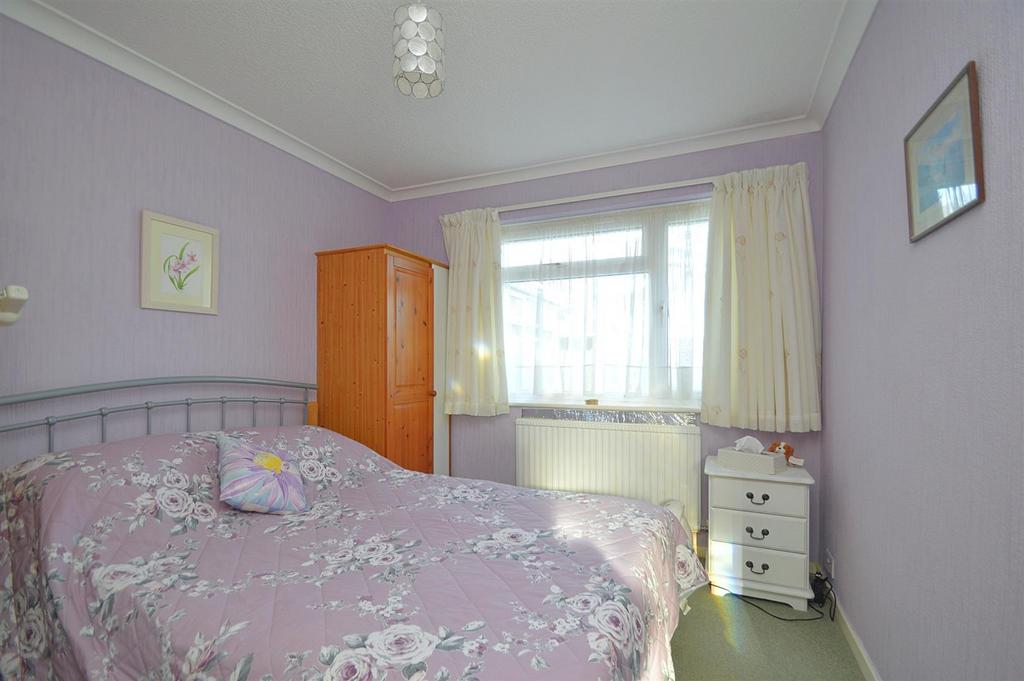 Bed3.jpg