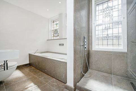 3 bedroom apartment to rent, Weymouth Street, Marylebone, London, W1G