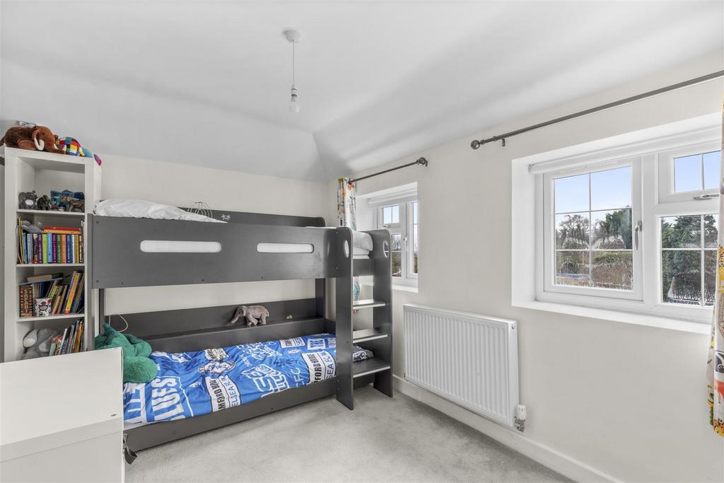 101 Cressex Rd, HP12 4 PS-2.jpg