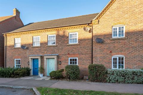 Greenkeepers Road, Great Denham, Bedford