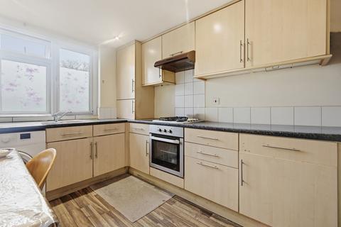 3 bedroom end of terrace house for sale, London E13