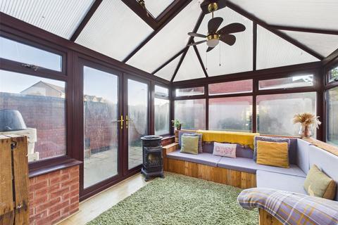 4 bedroom detached house for sale, Magnolia Walk, Quedgeley, Gloucester, Gloucestershire, GL2