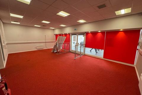 Retail property (high street) to rent, 44 King St Kilmarnock KA1 1NP