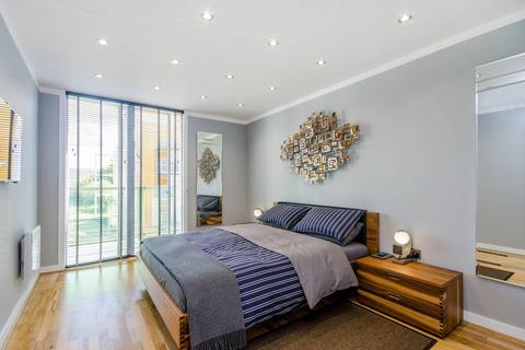 1 bedroom flat for sale, New River Village, Crouch End, London, N8