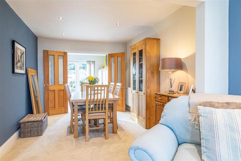 3 bedroom semi-detached house to rent, Arlesey Road, Stotfold, Hitchin