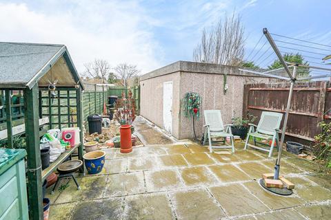 undefined, Woodman Close, Leighton Buzzard