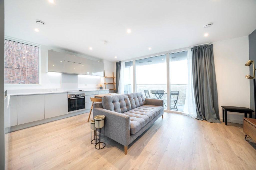 Living Room/Kitchen