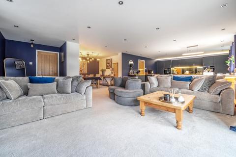 undefined, Court Road, GLOUCESTER GL3