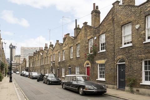 3 bedroom apartment for sale, Roupell Street, London SE1