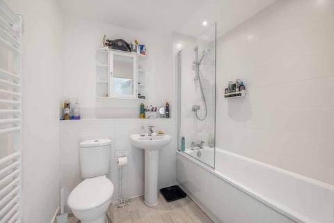 1 bedroom apartment for sale, Cornwall Gardens, Taplow SL6