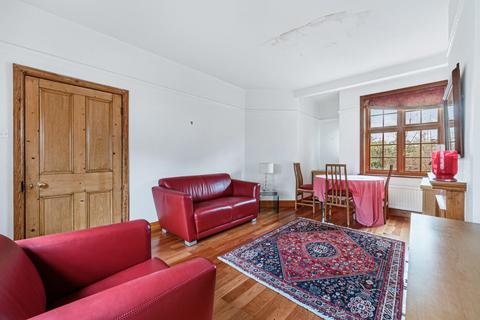 3 bedroom terraced house for sale, Holyoake Walk, W5
