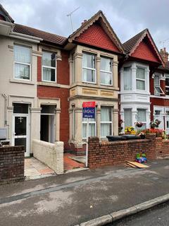 1 bedroom in a house share to rent - County Road, Swindon SN1