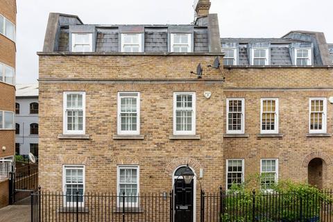 Burlington Road, Fulham, London, SW6