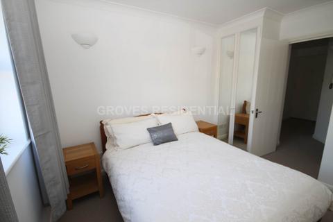 1 bedroom flat for sale, Dukes Avenue, New Malden