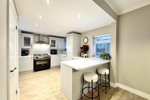 3 bedroom semi-detached house for sale, Fernlea, St Helens