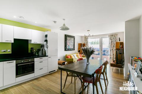 2 bedroom apartment to rent, Carney Place, London, SW9