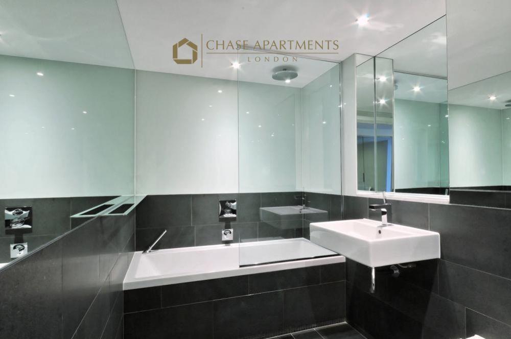 Moore-house-2-Gatliff-Road-London-SW1 W-8 DT-bathroo