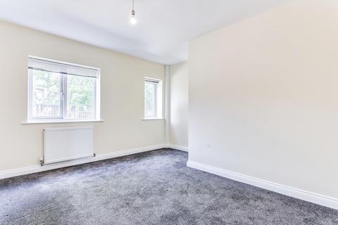 2 bedroom apartment to rent, Oak Tree Court, West Yorkshire WF1