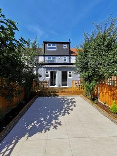 1 bedroom flat to rent, London N17