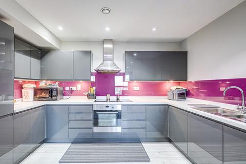 2 bedroom apartment for sale, Victoria Avenue, Southend On Sea, SS2