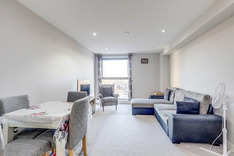 2 bedroom apartment for sale, Victoria Avenue, Southend On Sea, SS2