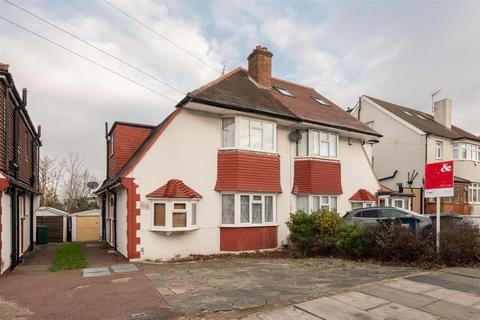 3 bedroom semi-detached house for sale, Chase Way, London N14