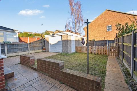 3 bedroom detached house for sale, Byron Grove, Stanley, Wakefield