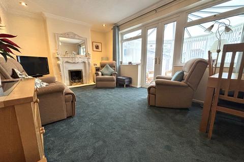 3 bedroom semi-detached house for sale, Winsfield Road, Hazel Grove