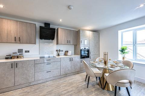 2 bedroom flat to rent, Kenneth Road, Benfleet, SS7