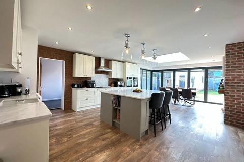 4 bedroom detached house for sale, Pudding Pie Lane, Langford