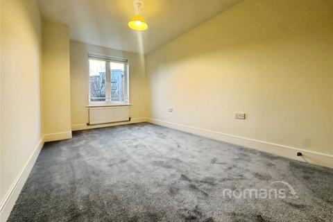 2 bedroom flat to rent, Burghley Court, Kingsquarter, Maidenhead, SL6