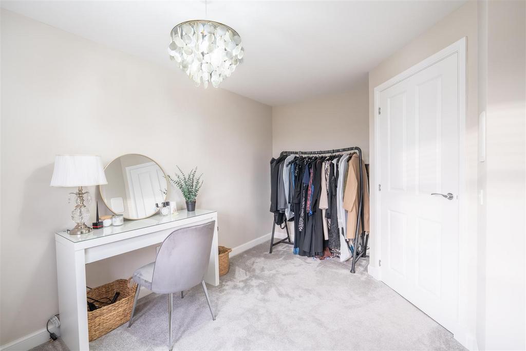 Bedroom.4.jpg
