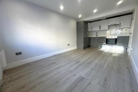 undefined, King Street, Maidstone ME14