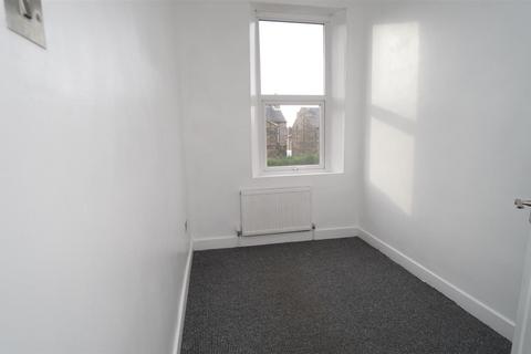 2 bedroom terraced house for sale, Mount Avenue, Eccleshill, Bradford