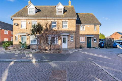 4 bedroom terraced house for sale, Larch Close, Hersden, Canterbury