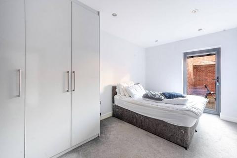 2 bedroom flat to rent, Elm Park, Stanmore, HA7