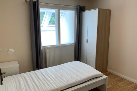 undefined, Geddington Road, Corby, NN18