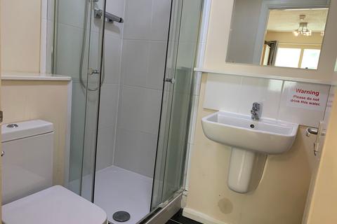 undefined, Geddington Road, Corby, NN18