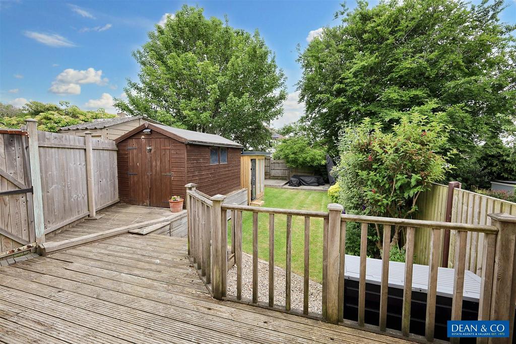Rear garden (summer)