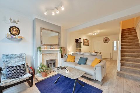 2 bedroom terraced house for sale, Regent Street, Watford, WD24