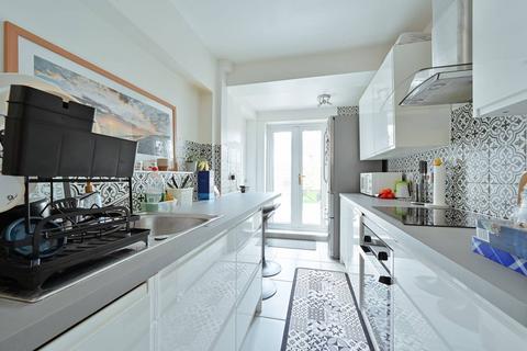2 bedroom terraced house for sale, Regent Street, Watford, WD24