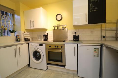 1 bedroom apartment to rent, Grinstead Road, Deptford SE8
