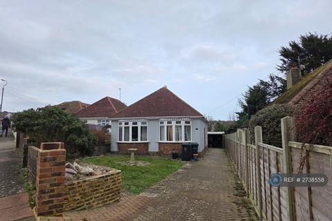 3 bedroom bungalow to rent, Downsway, Brighton, BN2