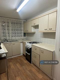 2 bedroom terraced house to rent, Milton Road, London, N15