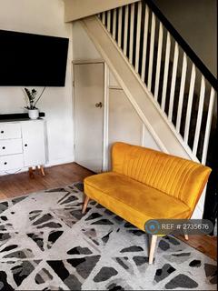 3 bedroom semi-detached house to rent, Thamesbank Place, London, SE28