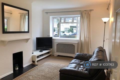 2 bedroom flat to rent, Sulivan Court, London, SW6