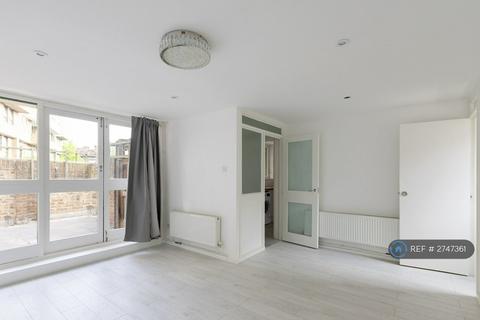 undefined, Burr Close, London, E1W