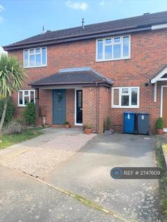 2 bedroom terraced house to rent, Thornthwaite Close, West Bridgford, Nottingham, NG2