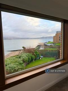 2 bedroom flat to rent, Battery Park Avenue, Greenock, PA16