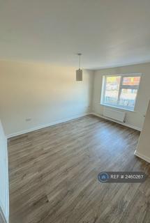 3 bedroom terraced house to rent, Scanlon Lane, Salford, M5